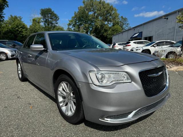 2017 Chrysler 300 Limited