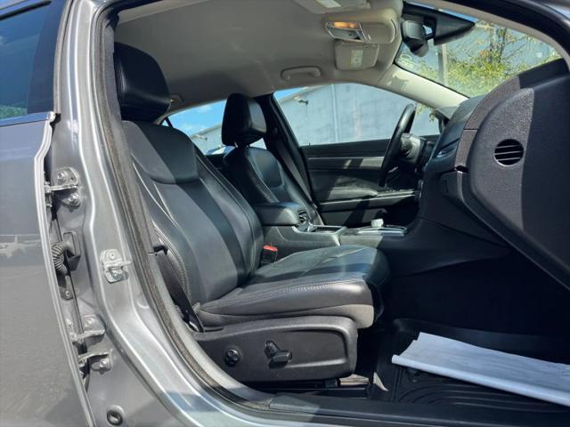 2017 Chrysler 300 Limited