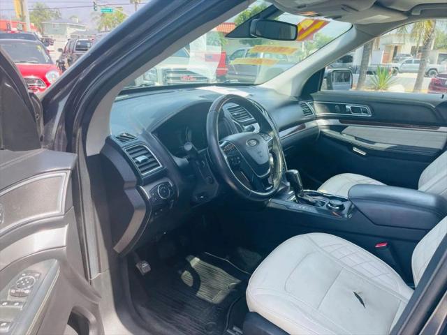2017 Ford Explorer Platinum