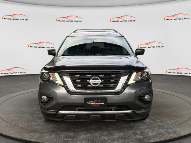 2017 Nissan Pathfinder SL