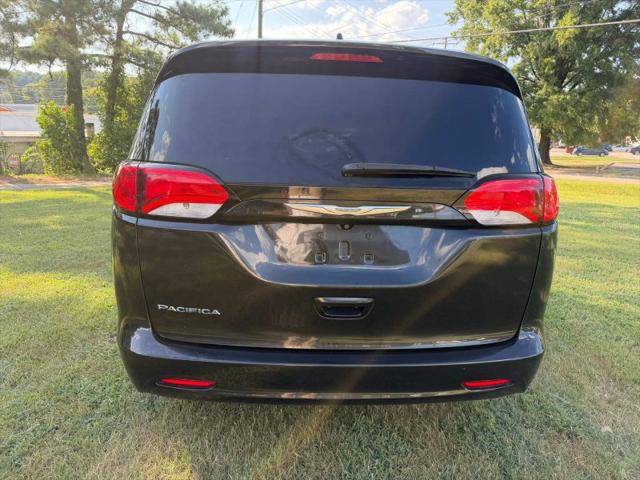 2017 Chrysler Pacifica LX