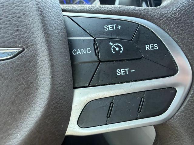 2017 Chrysler Pacifica LX
