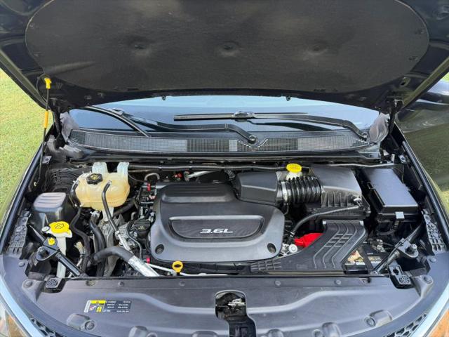 2017 Chrysler Pacifica LX