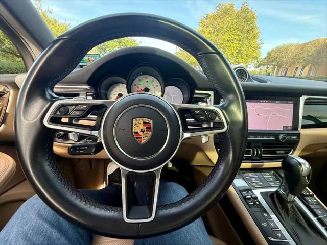 2020 Porsche Macan Base