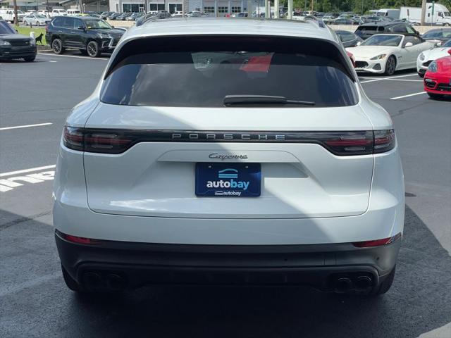 2023 Porsche Cayenne Platinum Edition