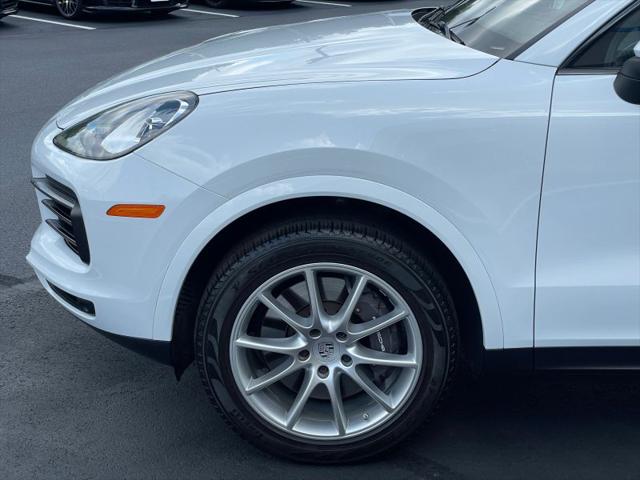 2023 Porsche Cayenne Platinum Edition