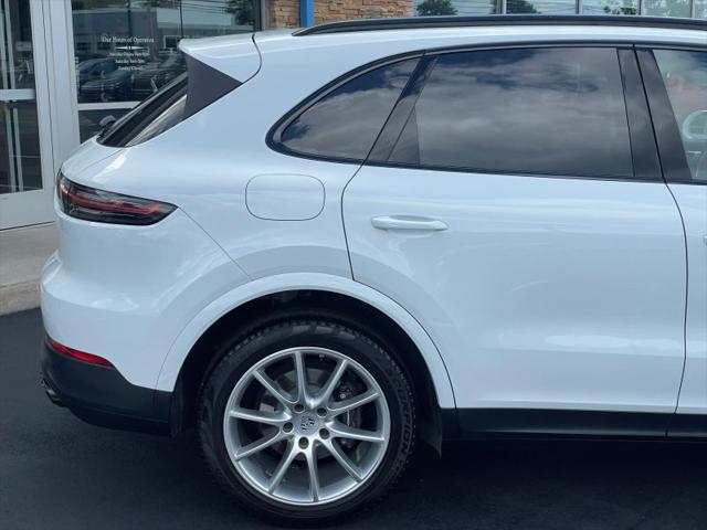2023 Porsche Cayenne Platinum Edition