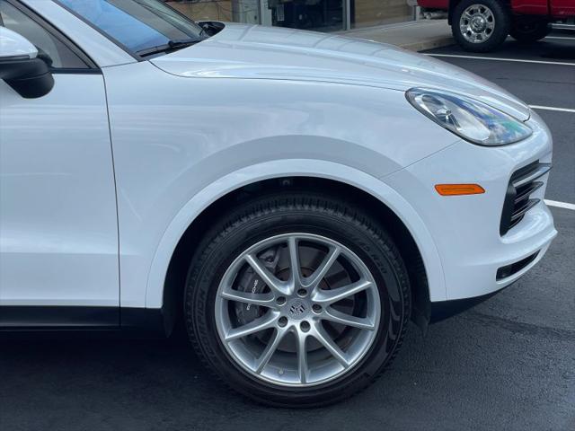 2023 Porsche Cayenne Platinum Edition