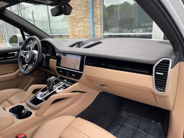 2023 Porsche Cayenne Platinum Edition
