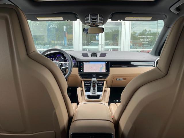 2023 Porsche Cayenne Platinum Edition