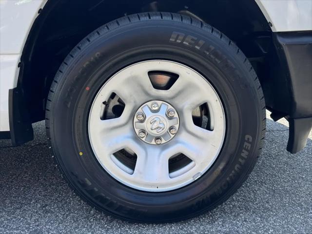2022 Ram 1500 Tradesman Quad Cab 4x4 64 Box