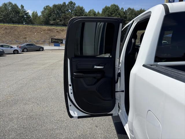 2022 Ram 1500 Tradesman Quad Cab 4x4 64 Box