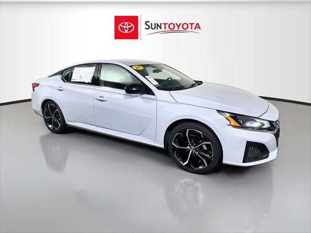 2024 Nissan Altima SR FWD for sale in Holiday, FL