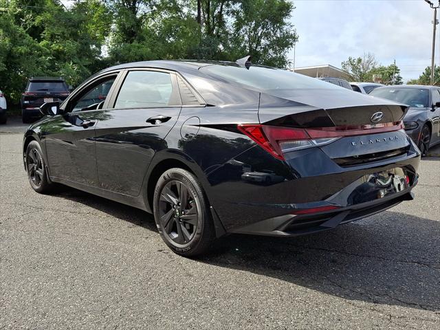 2023 Hyundai Elantra SEL 2023 Hyundai Elantra SEL