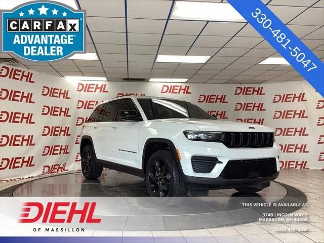 2023 Jeep Grand Cherokee Altitude 4x4 2023 Jeep Grand Cherokee Altitude 4x4