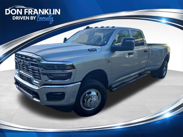 2026 RAM Ram 3500 RAM 3500 TRADESMAN CREW CAB 4X4 8 BOX