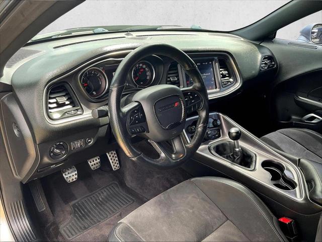 2017 Dodge Challenger 392 Hemi Scat Pack Shaker
