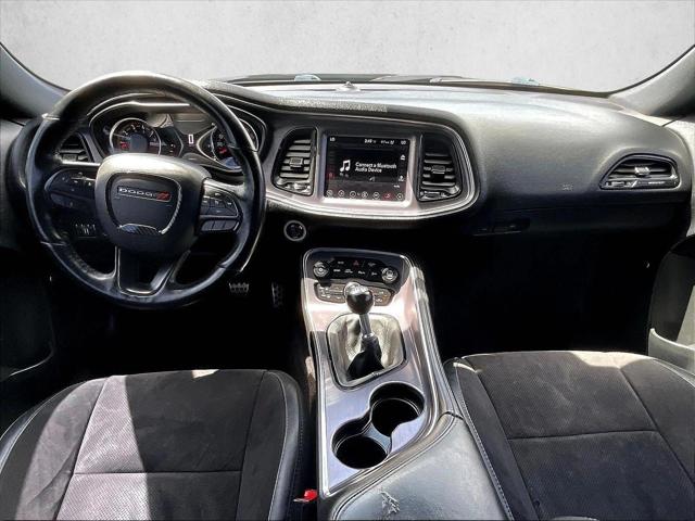 2017 Dodge Challenger 392 Hemi Scat Pack Shaker