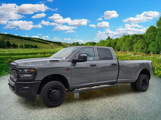 2026 RAM Ram 3500 RAM 3500 TRADESMAN CREW CAB 4X4 8 BOX