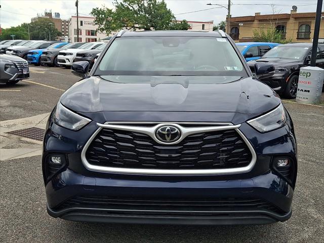 2022 Toyota Highlander XLE 2022 Toyota Highlander XLE
