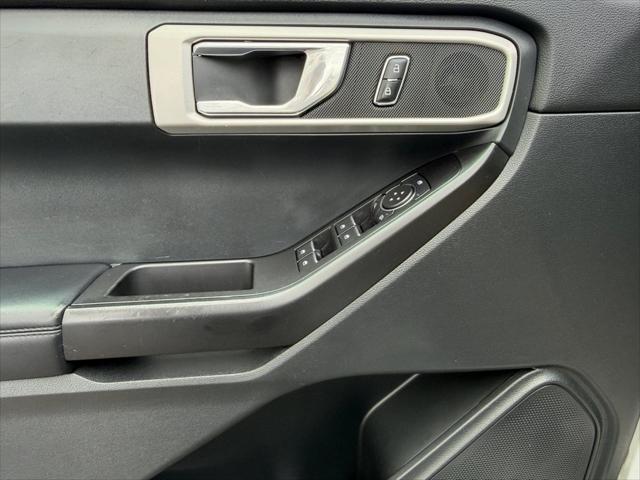 2021 Ford Explorer Unknown