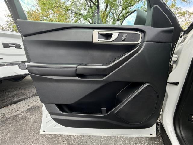 2021 Ford Explorer Unknown