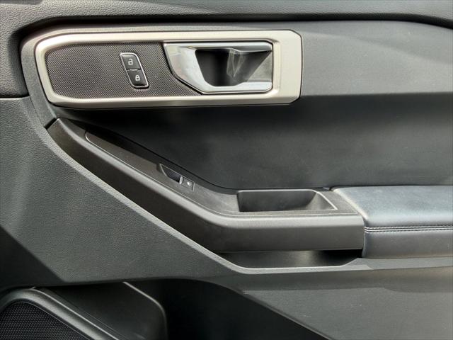 2021 Ford Explorer Unknown