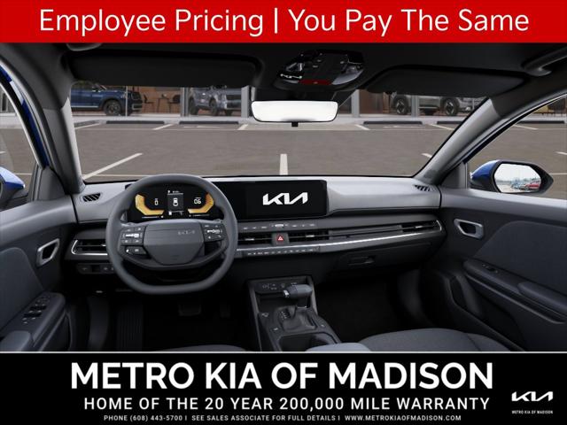2026 Kia K4 LXS