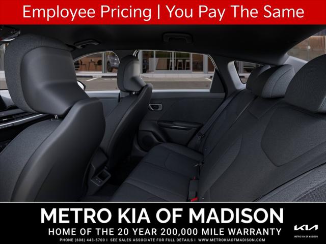 2026 Kia K4 LXS