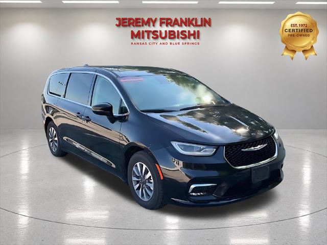 2024 Chrysler Pacifica Hybrid Select for sale in Kansas City, MO