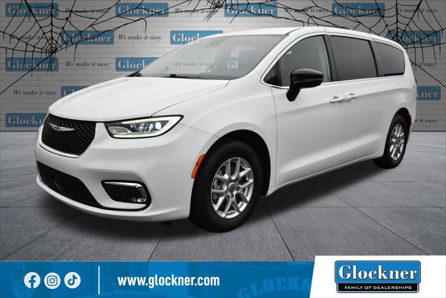 2024 Chrysler Pacifica Touring L for sale in Ashland, KY