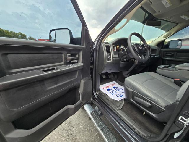 2017 Ram 2500 Tradesman Crew Cab 4x4 64 Box