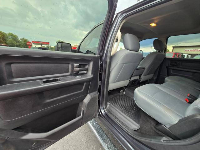 2017 Ram 2500 Tradesman Crew Cab 4x4 64 Box