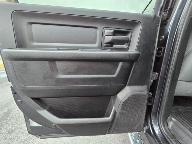 2017 Ram 2500 Tradesman Crew Cab 4x4 64 Box