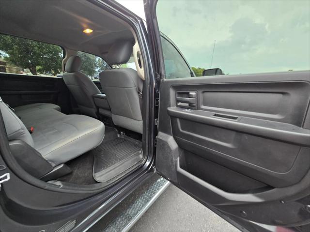 2017 Ram 2500 Tradesman Crew Cab 4x4 64 Box