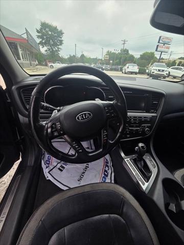 2011 Kia Optima SX