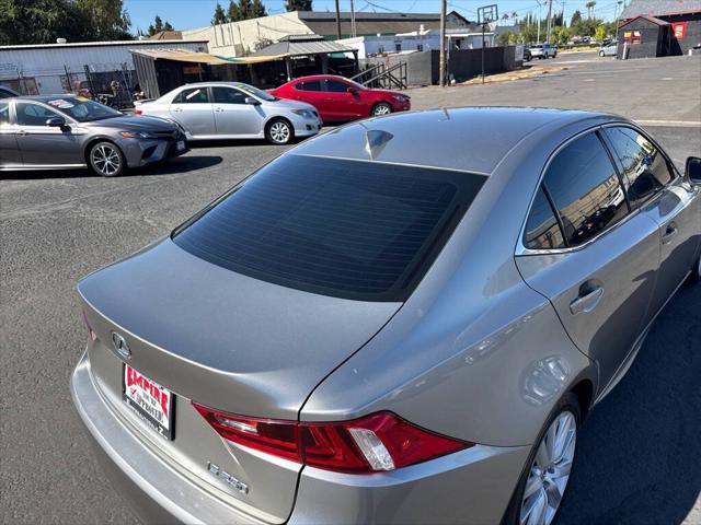 2015 Lexus IS 250 Base 4dr Sedan