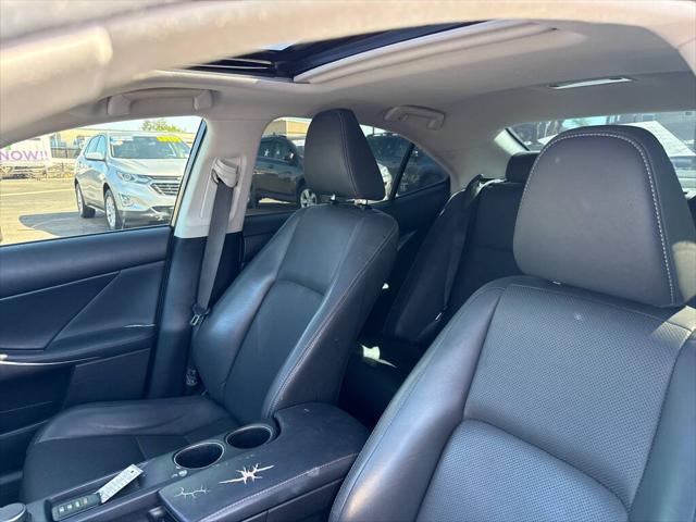 2015 Lexus IS 250 Base 4dr Sedan