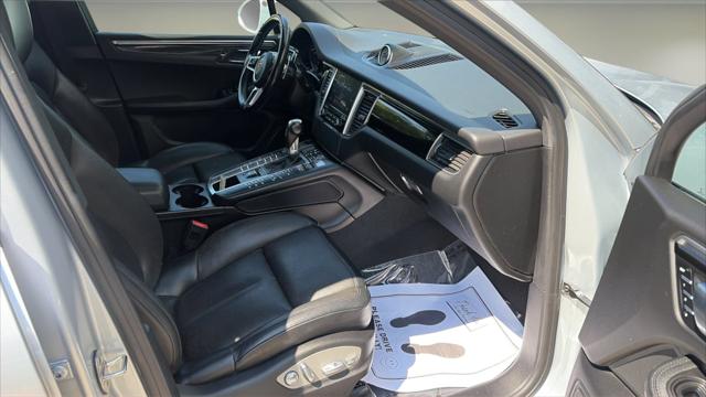 2018 Porsche Macan Sport Edition