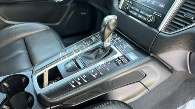 2018 Porsche Macan Sport Edition