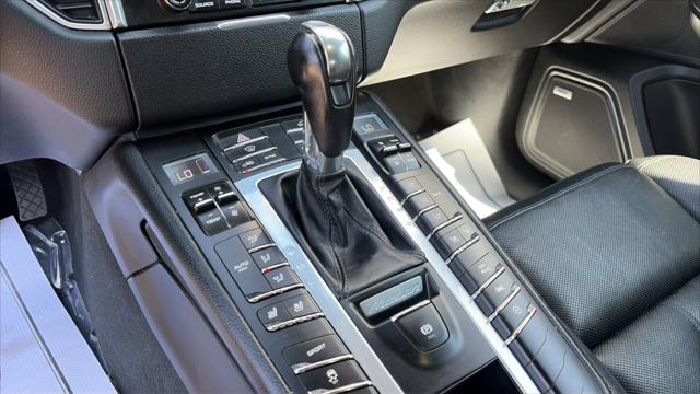 2018 Porsche Macan Sport Edition