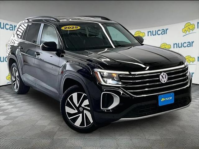 2025 Volkswagen Atlas 2.0T SE w/Technology for sale in Saint Albans City, VT