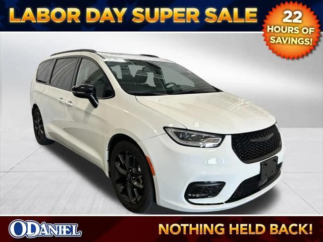 2025 Chrysler Pacifica Limited for sale in Fort Wayne, IN