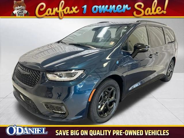 2025 Chrysler Pacifica Hybrid Premiuim S Appearance Package for sale in Fort Wayne, IN