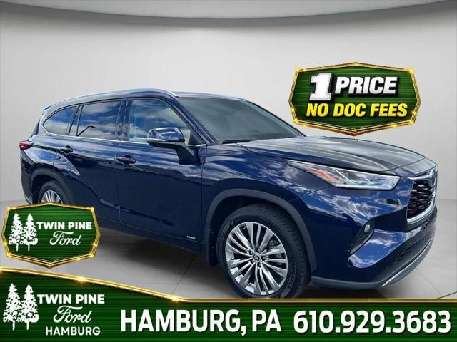 2022 Toyota Highlander Hybrid Platinum for sale in Hamburg, PA