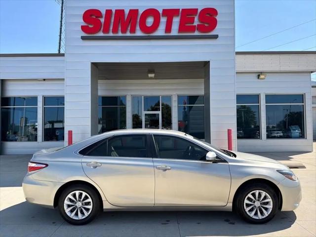 2016 Toyota Camry XLE for sale in Minooka, IL