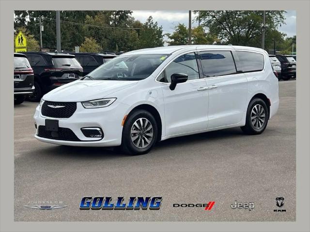 2024 Chrysler Pacifica Hybrid Select for sale in Detroit, MI