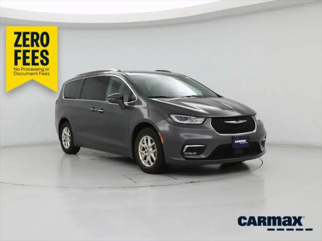2021 Chrysler Pacifica Touring L for sale in Merriam, KS