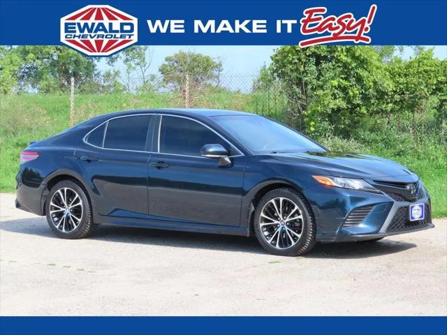 2018 Toyota Camry SE for sale in Oconomowoc, WI