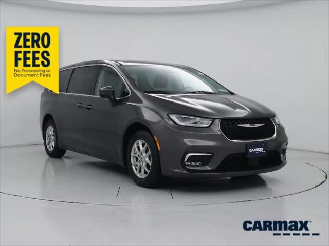 2023 Chrysler Pacifica Touring L for sale in Sicklerville, NJ